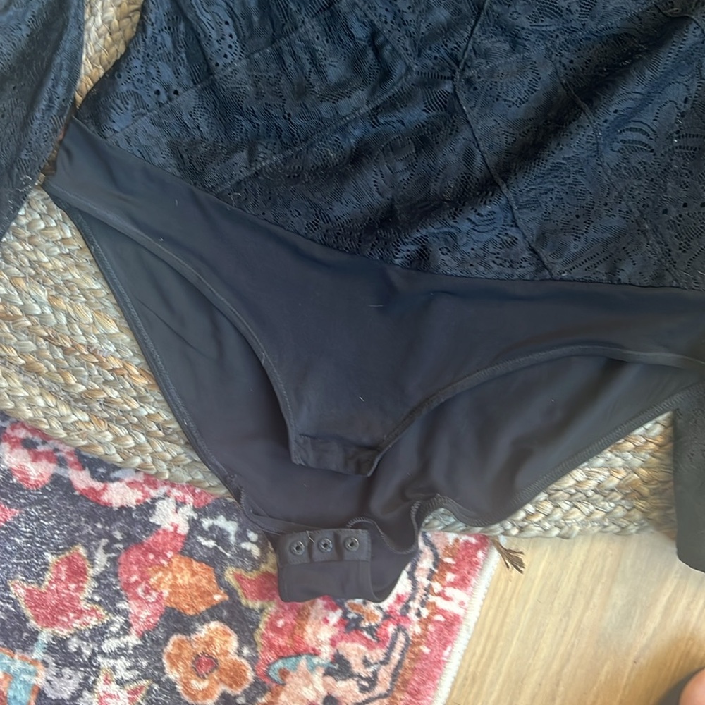 Lace bodysuit - Picture 4 of 5